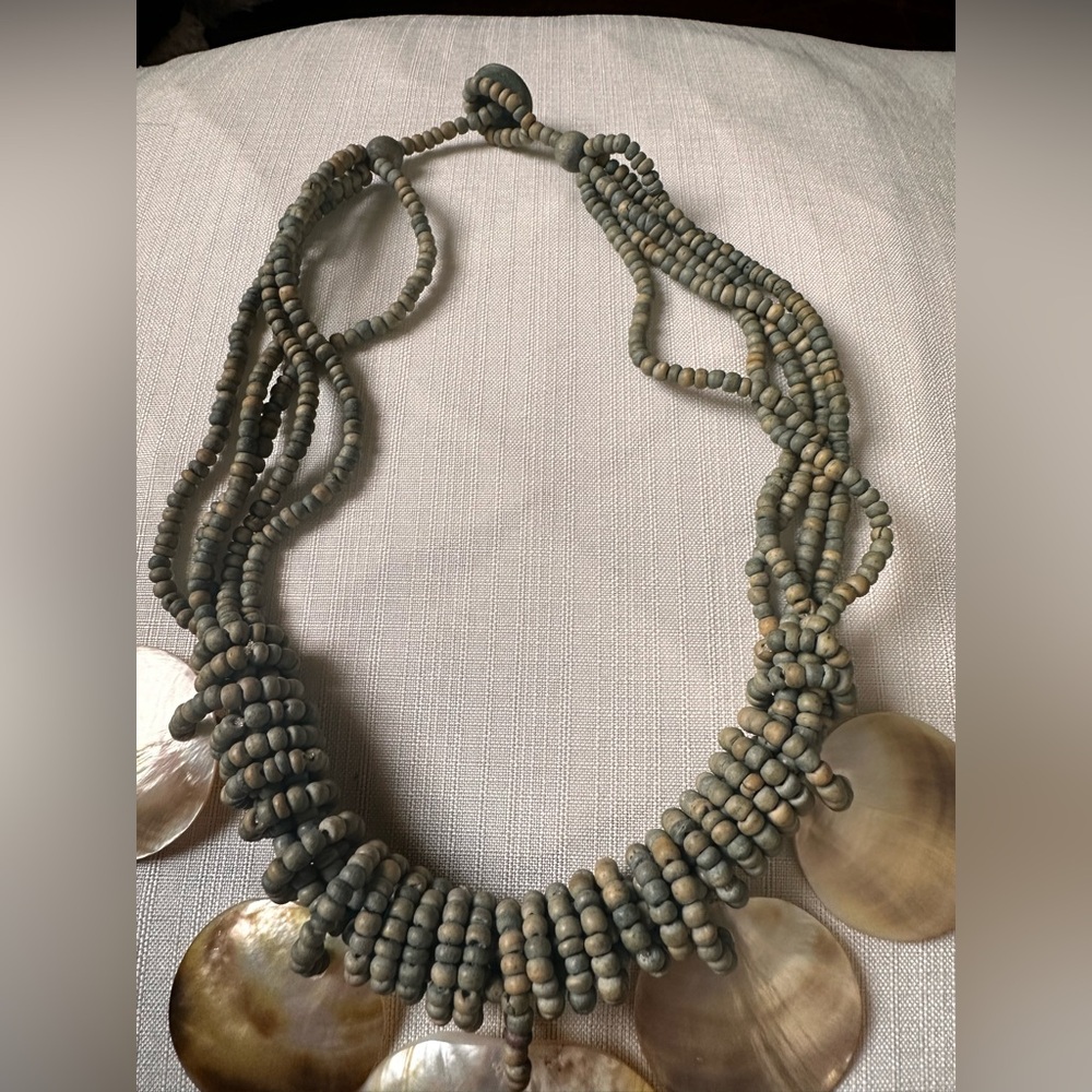Shell Beaded Statement Necklace - image 4